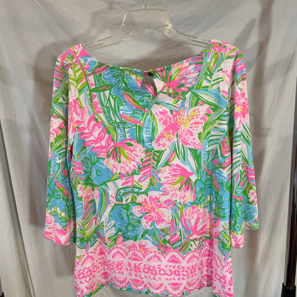 Lilly Pulitzer Scoop neck Wavery 3/4 sleeve - L